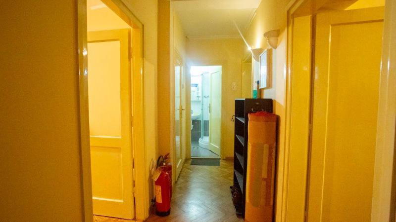 Private Cozy Room 1 With Shared Kitchen In Appartment, Downtown Belgrade Luaran gambar