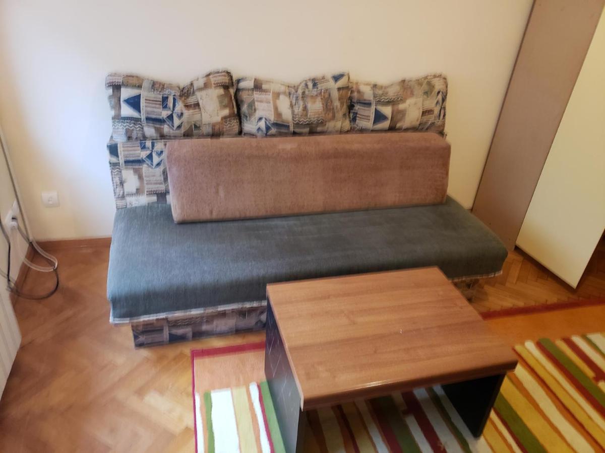 Private Cozy Room 1 With Shared Kitchen In Appartment, Downtown Belgrade Luaran gambar